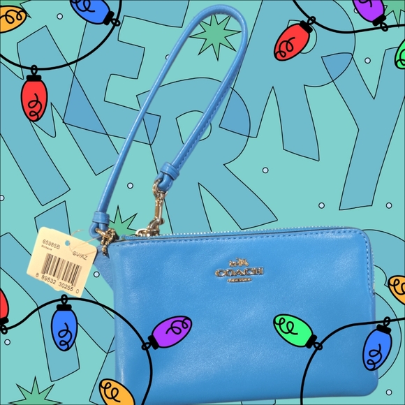 Coach wristlet NWT in box - Picture 3 of 5